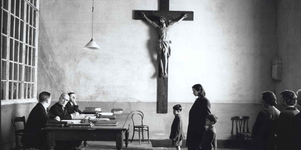 Angela's Ashes, 1999. Set in 1930s and 40's Limerick but mainly filmed in Cork City in Ireland's southwest coast.