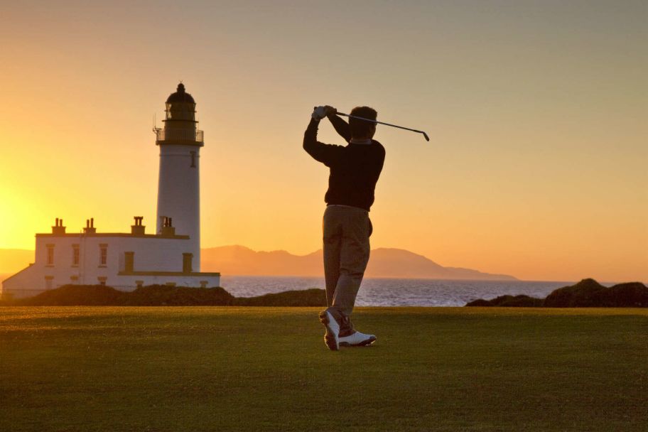 The K Club, golfer at dusk